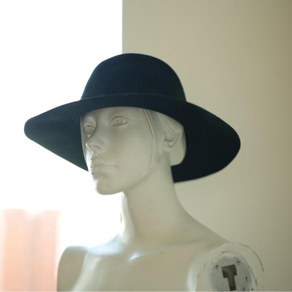 JANESSA LEONE Wool Fedora Hat Black, Size Large - Picture 3 of 6